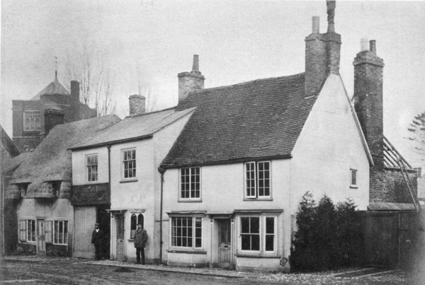 Cottages with tile, slate and thatched roofs
